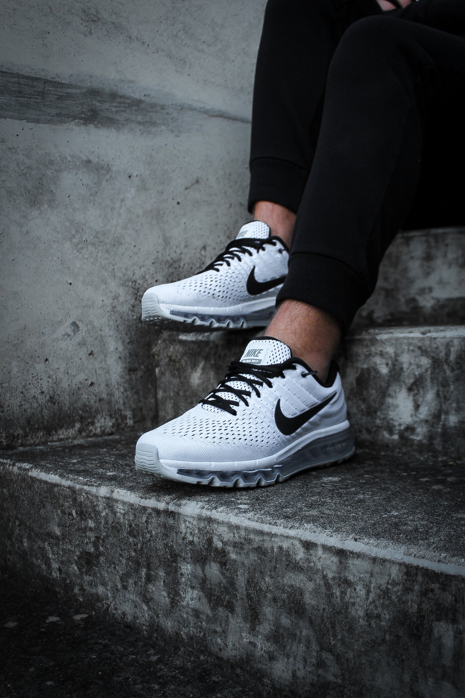 Air max 2017 fashion white black