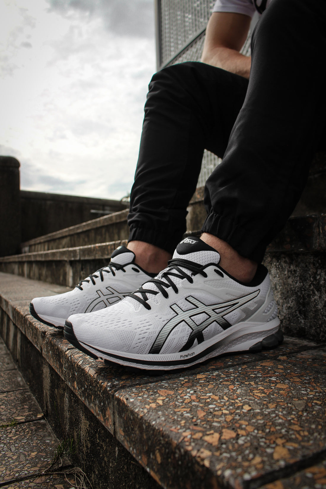 Asics GT-1000 10 'White/Black'