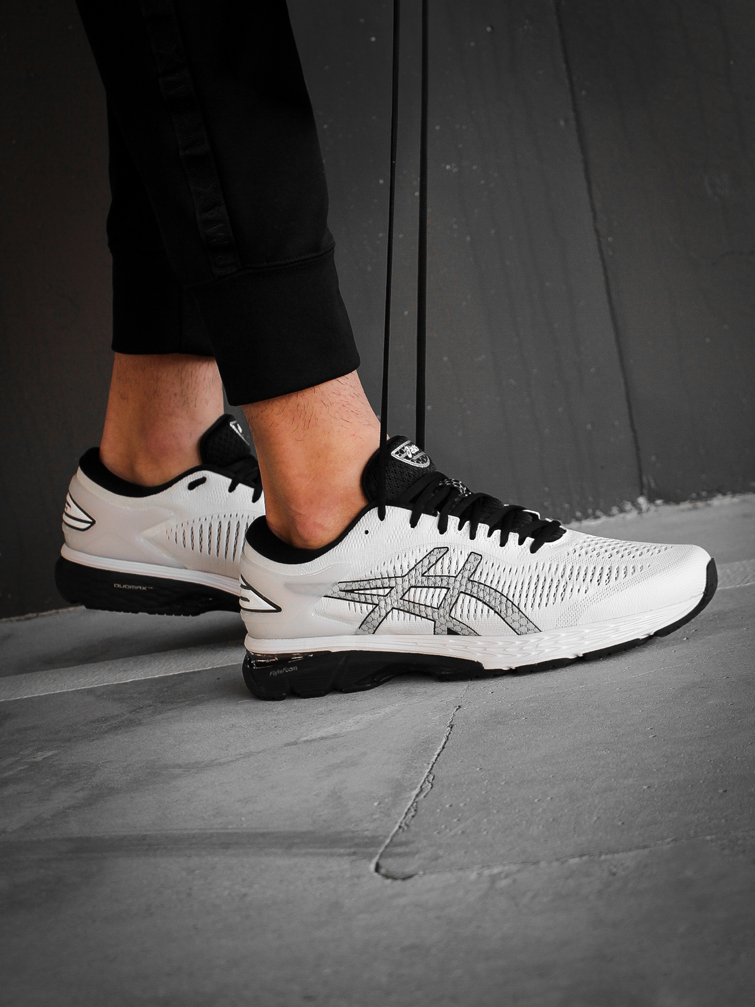 Asics Gel Kayano 25 'White/Black'